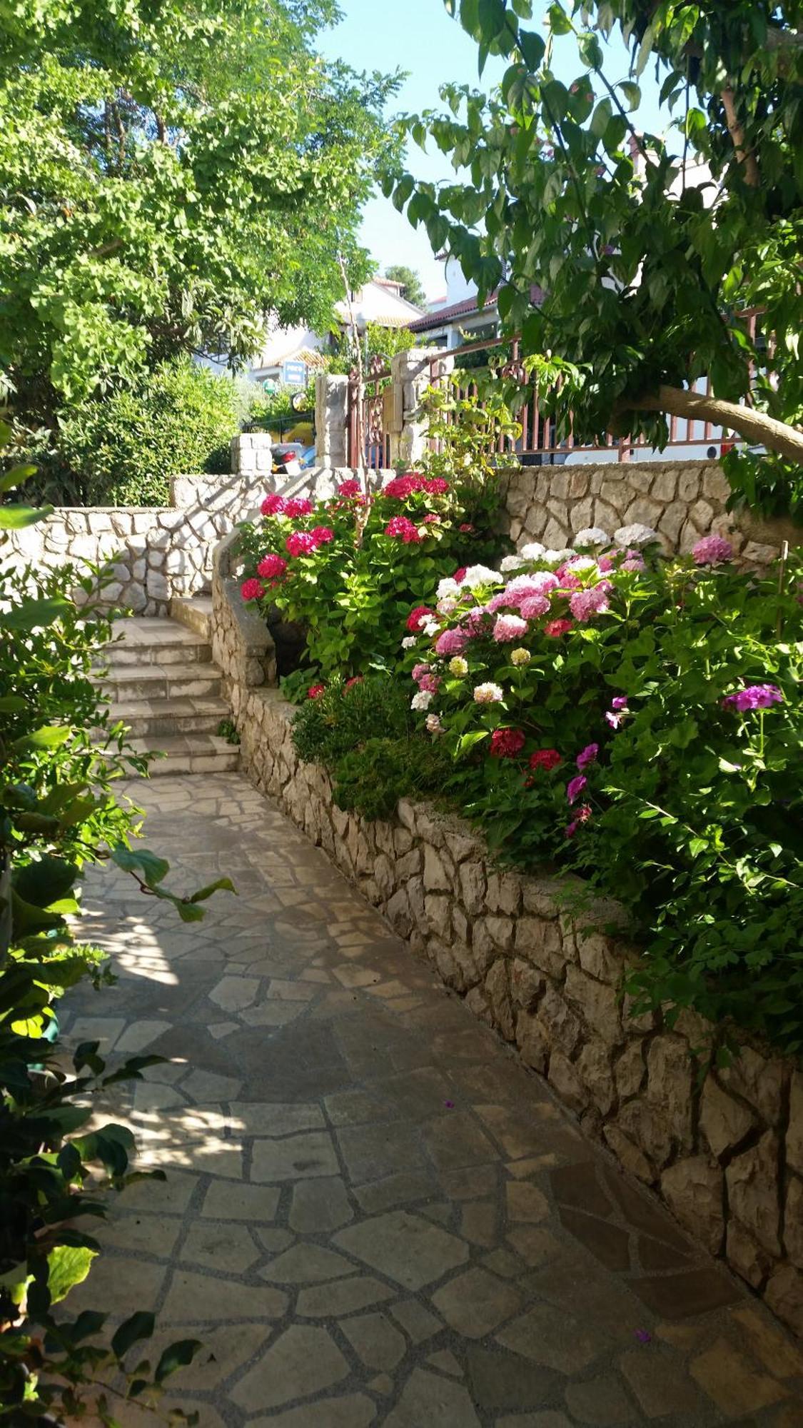 Apartments Mara Mali Losinj Exterior photo