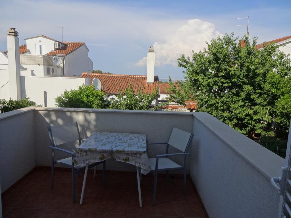 Apartments Mara Mali Losinj Room photo